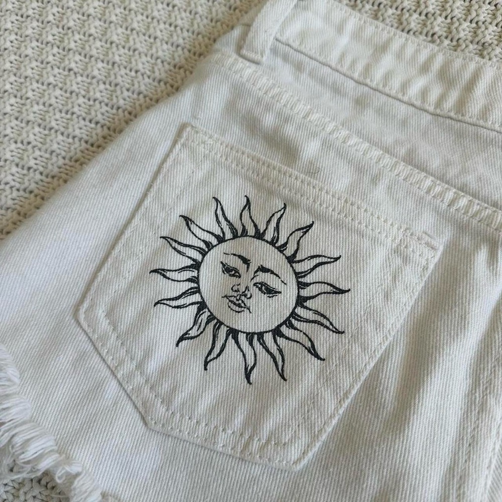 White Frayed Hem Women’s Sun & Moon Shorts - Picture 3 of 8